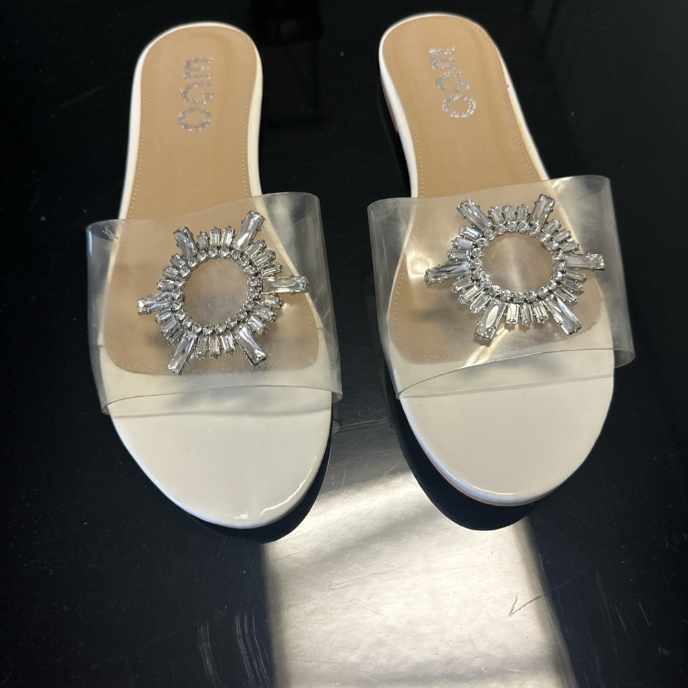 Elegant White Slide Sandals with Crystal Embellishment
